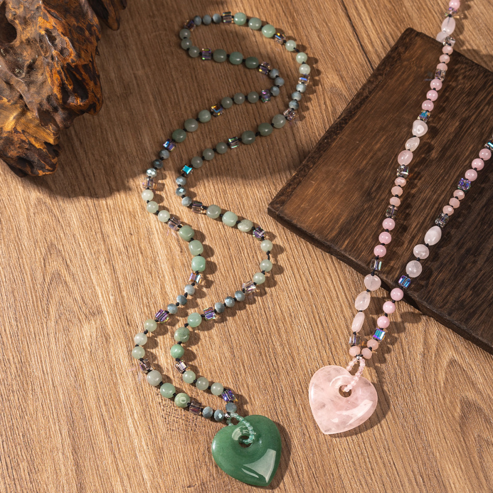 Zuohang Crystal Sweater Necklace Elegant Pendant Heart-shaped Jewelry Natural Crystal Fashion Accessories Modern Style Provided By Zuohang