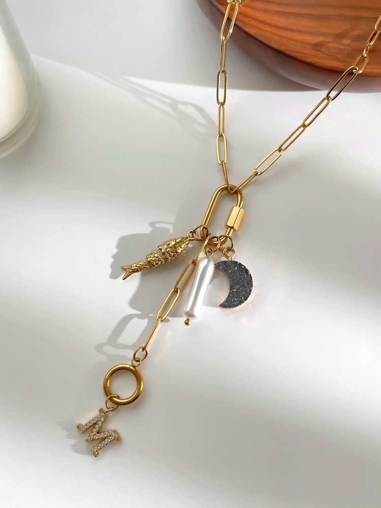 Women's 26 Letters 18K Gold Plated 304 Stainless Steel Vacuum Electroplated Waterproof Non-Fading Pearl Moon Fish Tassel Hypoallergenic Y-Chain Collarbone Chain Paperclip Chain Accessories Simple Style