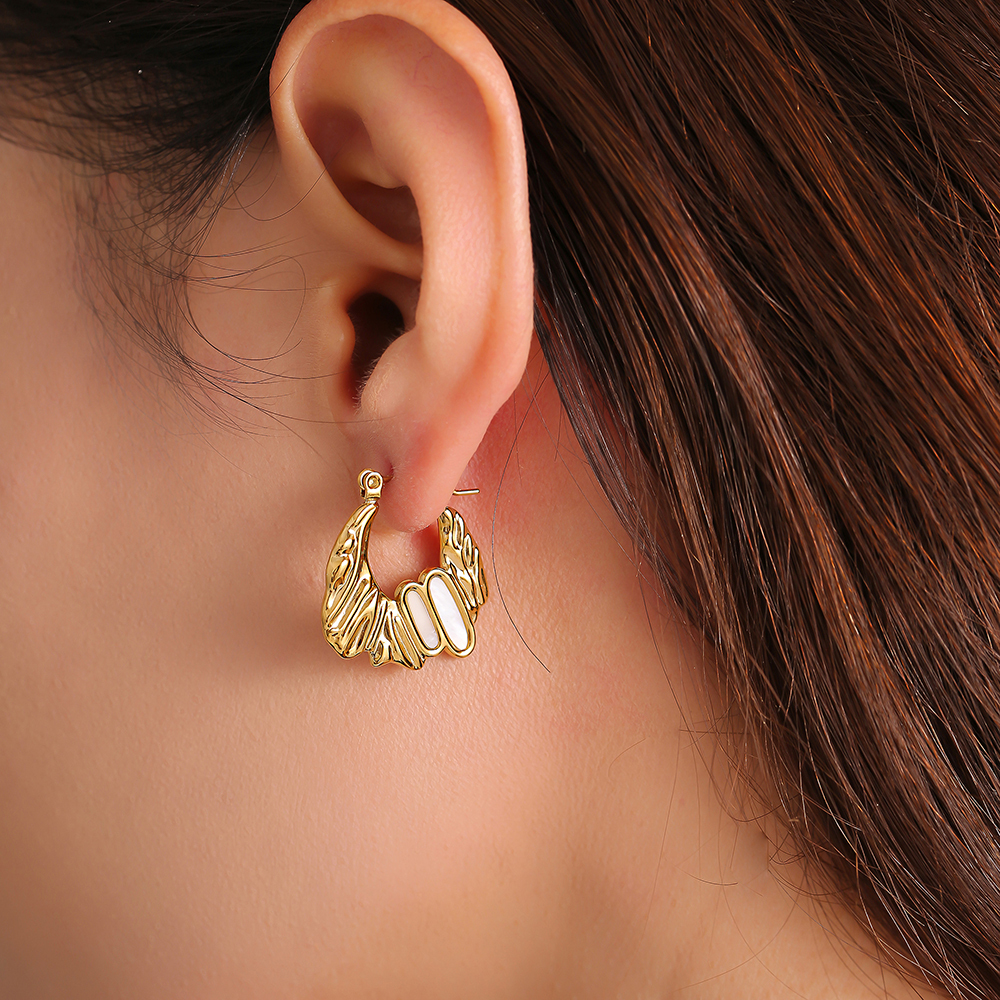 304 Stainless Steel Geometric PVD Coated Shell Real Gold Plated 18K Gold Elegant Artistic Commute Waterproof Non Tarnish Plating Earrings