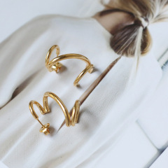 Line Ear Studs