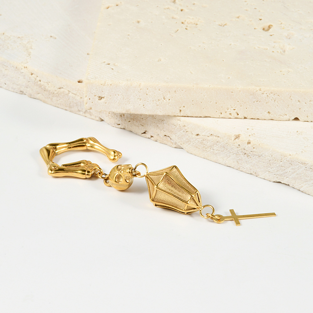 Golden Skull Pendant Stud Earrings Punk Style Pierced Cross Ear Jewelry Personalized Copper Earring Accessories