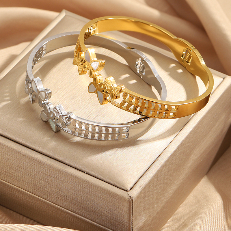 PVD Coated Real Gold Plated Solid Color 304 Stainless Steel Elegant Simple Style Classic Style Waterproof Non Tarnish 304 Stainless Steel Bangle