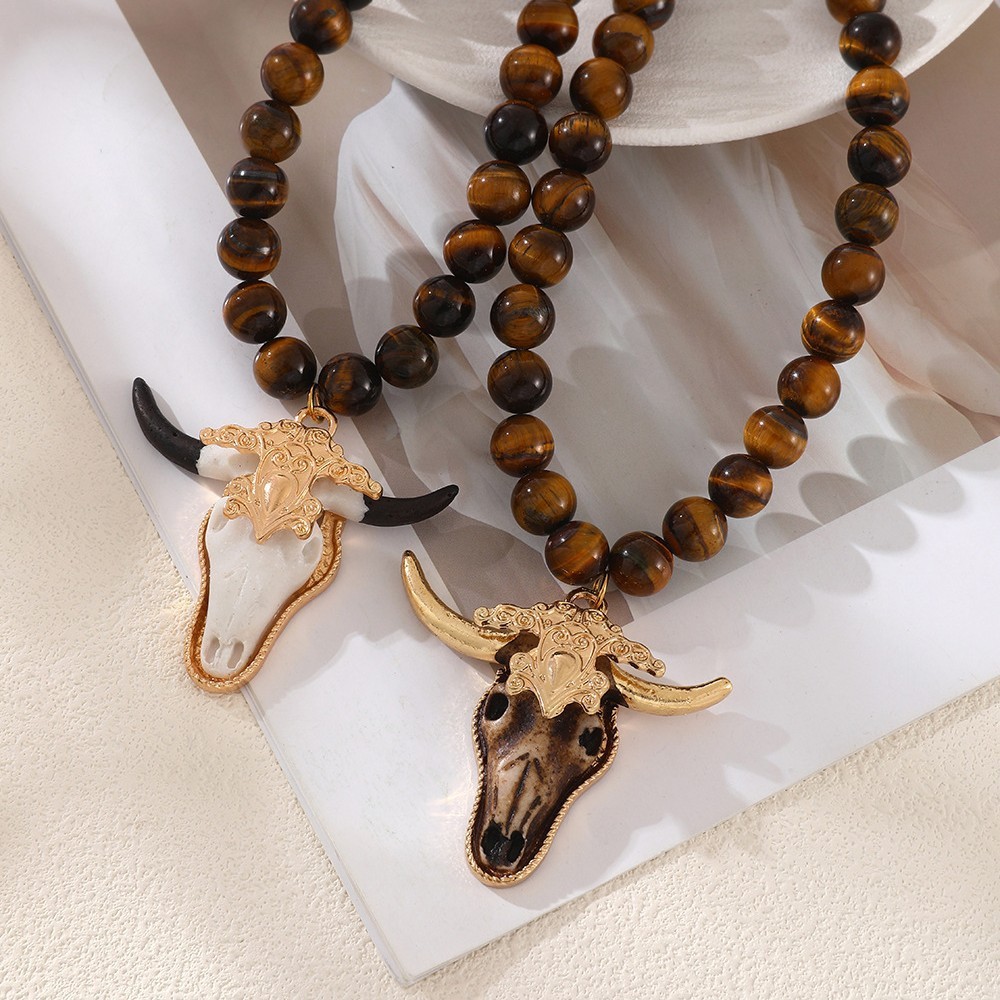 Dark Cow Head Natural Stone Beaded Necklace Unisex Daily Sweater Accessories Trendy Winter
