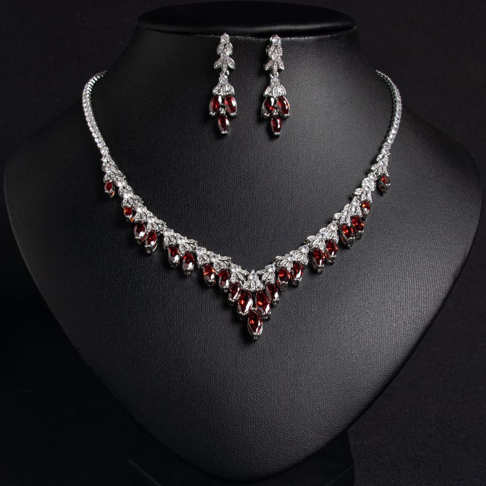 Elegant Simple Luxury Bridal Zircon Jewelry Set Women's Necklace Earrings Two-Piece Set Fashionable Banquet Wedding Accessories