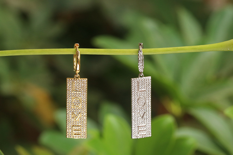 Fashion Simple Personality Long Zircon Earrings