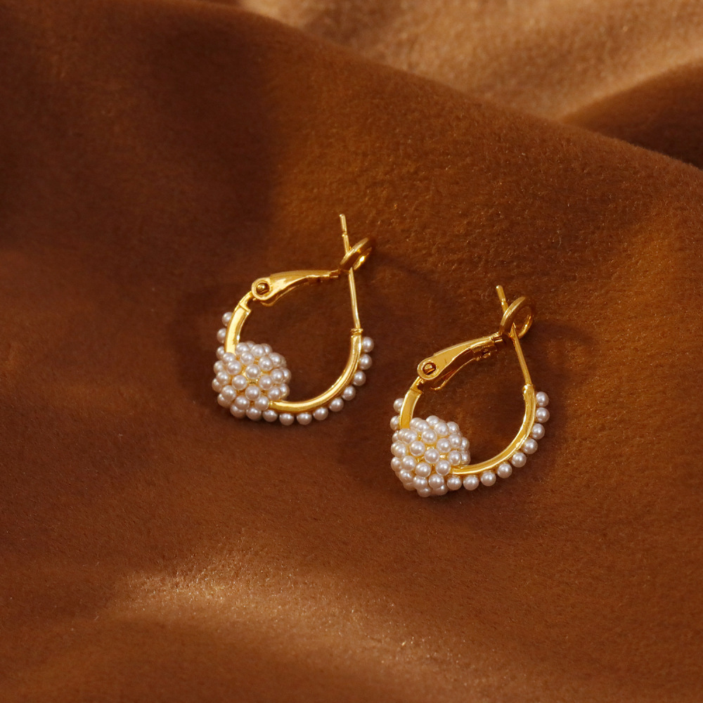 Elegant Pearl Hoop Earrings Unique Design Sensation Slimming French Hepburn Style Fashionable Trendy Women's Jewelry Accessories