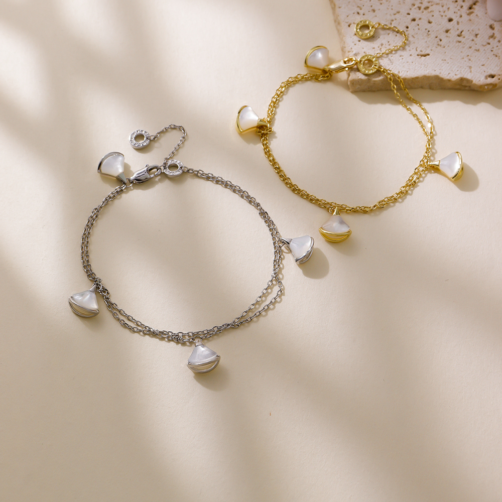 New Version Simple Fashion Commuting Water Plated Copper Geometric Pattern Hollow White Shell Heart Accessories Chain Bracelet Jewelry