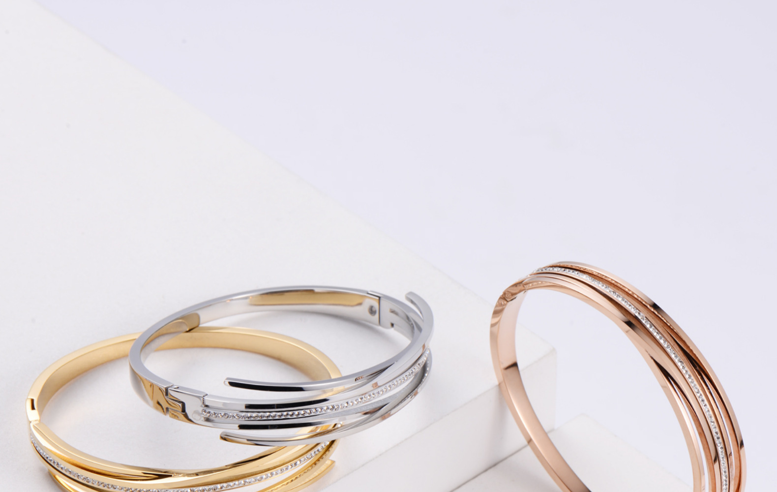 PVD Coated 18K Gold Plated Stainless Steel Waterproof Non Tarnish