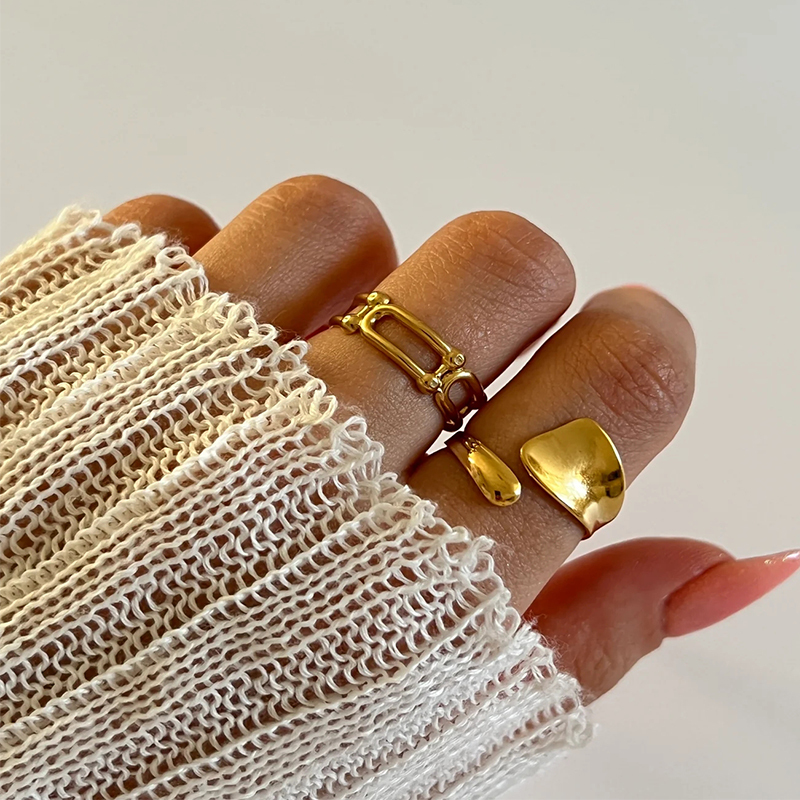 304 Stainless Steel Solid Color PVD Coated Real Gold Plated Simple Style Classic Style Waterproof Non Tarnish Surgical Steel Plating Gold Open Rings