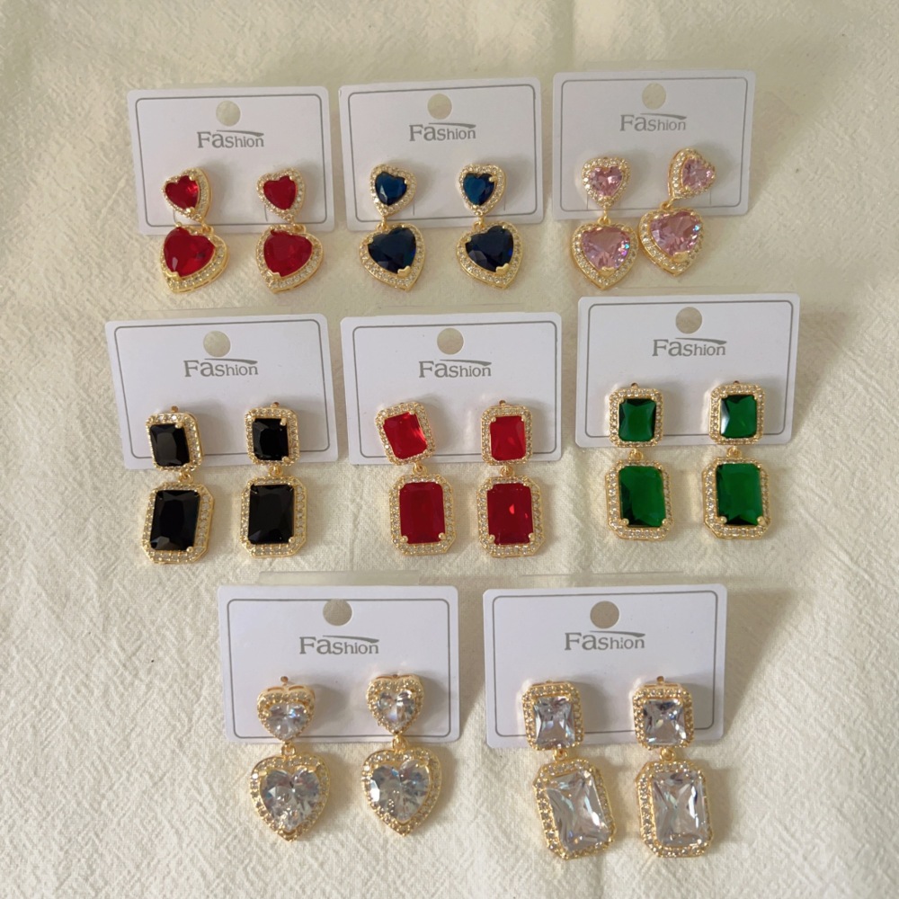 Fashionable 18K Copper Geometric Heart Shaped Earrings Women's Style  Courtly Style Jewelry Accessories