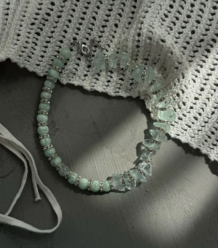 Natural Stone Mixed Beads Necklace Collarbone Chain High-End Sensation Unique Design Titanium Steel U-Shaped Jewelry Accessories For Women