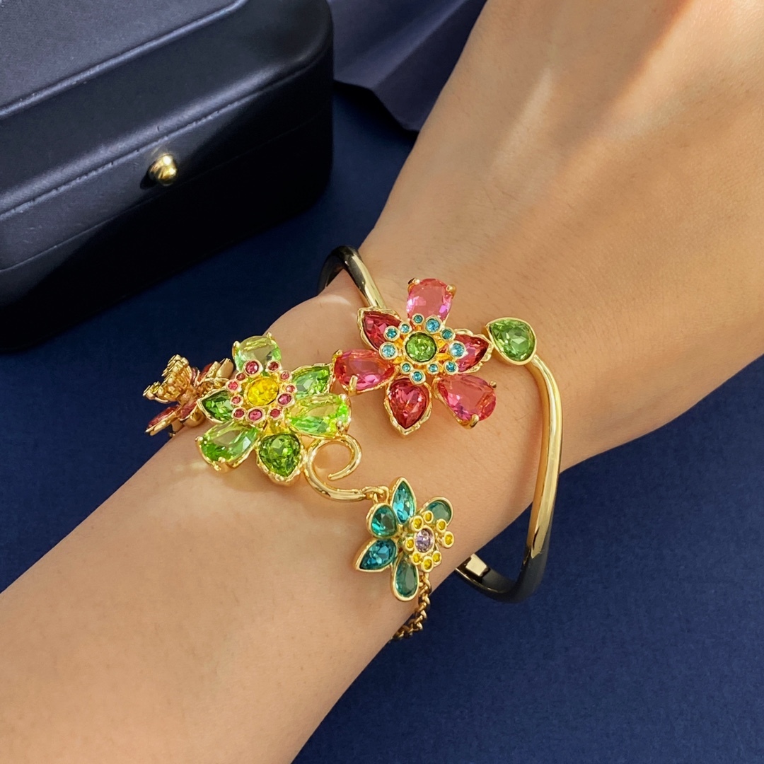 Colorful Diamond Flower Shaped Bracelet Cut Lively Three Dimensional Candy Crystal Rhinestone Clip On Clasp Fashion Jewelry For Women