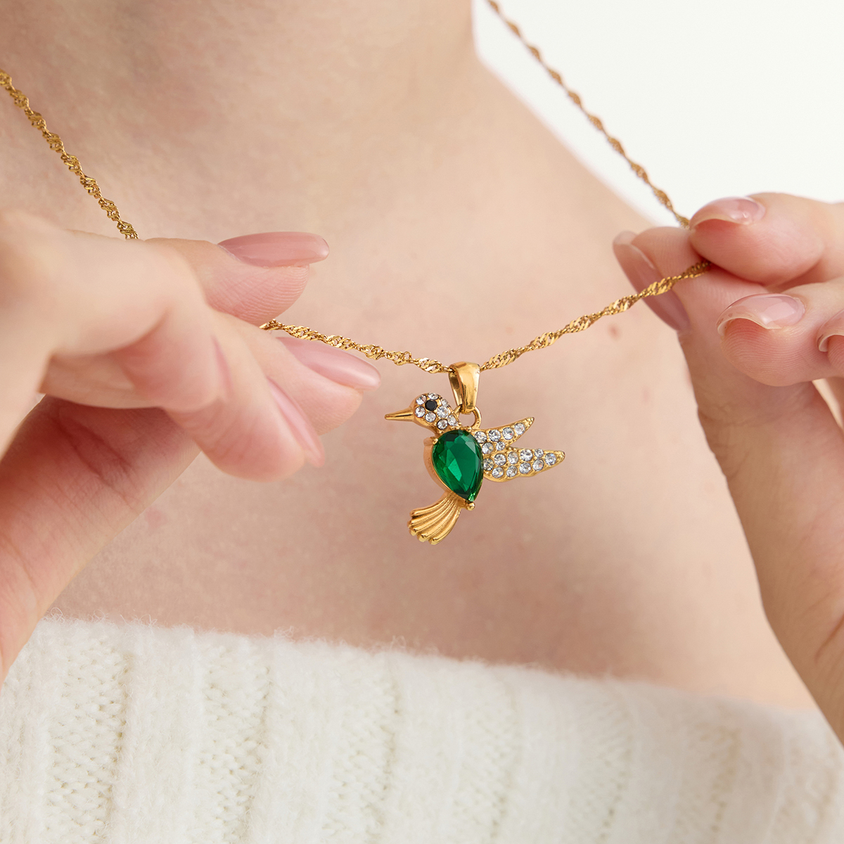 Women's Vintage Style 18K Gold Stainless Steel + Zircon + Rhinestone Necklace With Green Zircon And White Rhinestone Bird Pendant 41+5CM