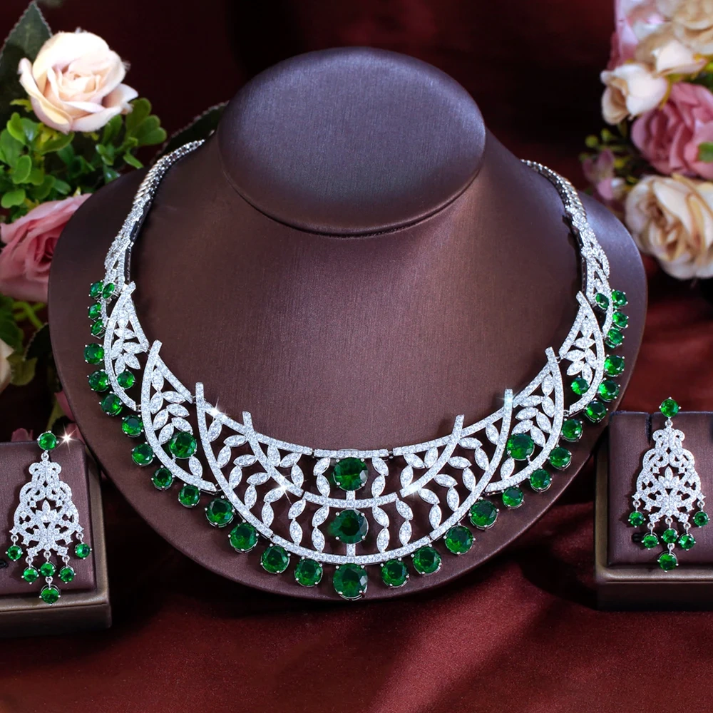 2-Piece Copper Jewelry Set Luxurious Shiny Green Full Cubic Zirconia Hollow Cut Necklace And Earrings Set Suitable For Women To Wear At Weddings And Parties