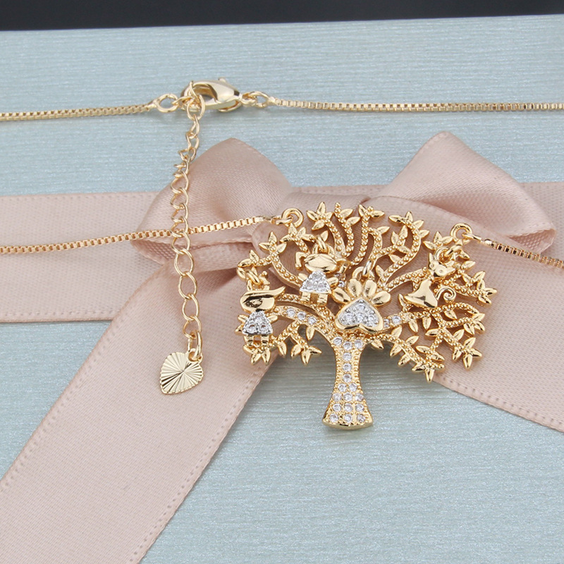 New Fashion Champagne Gold Big Tree Pendant Copper Micro Inlay Zircon Tree Necklace Wholesale