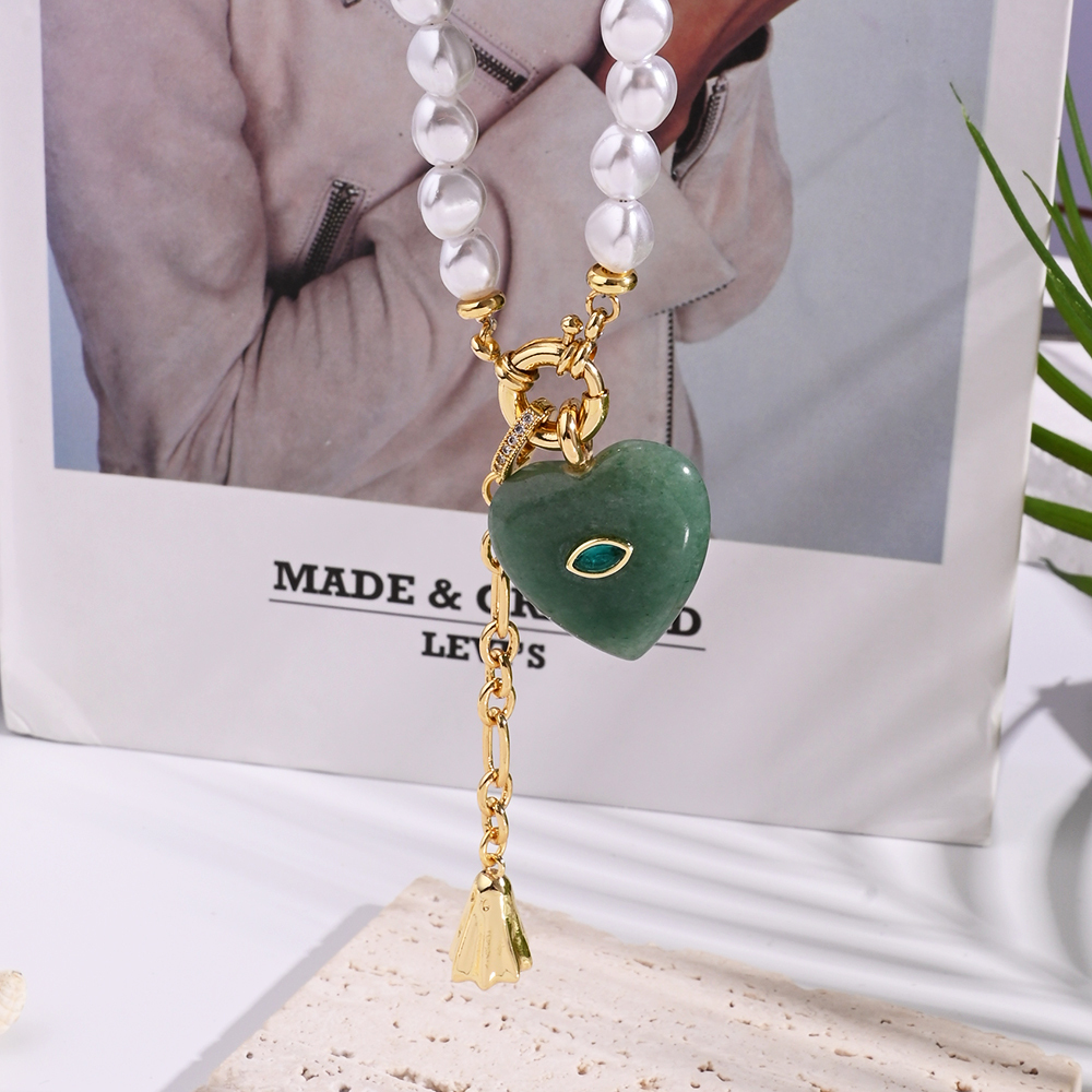 Natural Stone Micro-Set Zircon Shell Flower Heart Necklace Women's Casual Vacation Style Pendant Necklace Four Seasons Universal