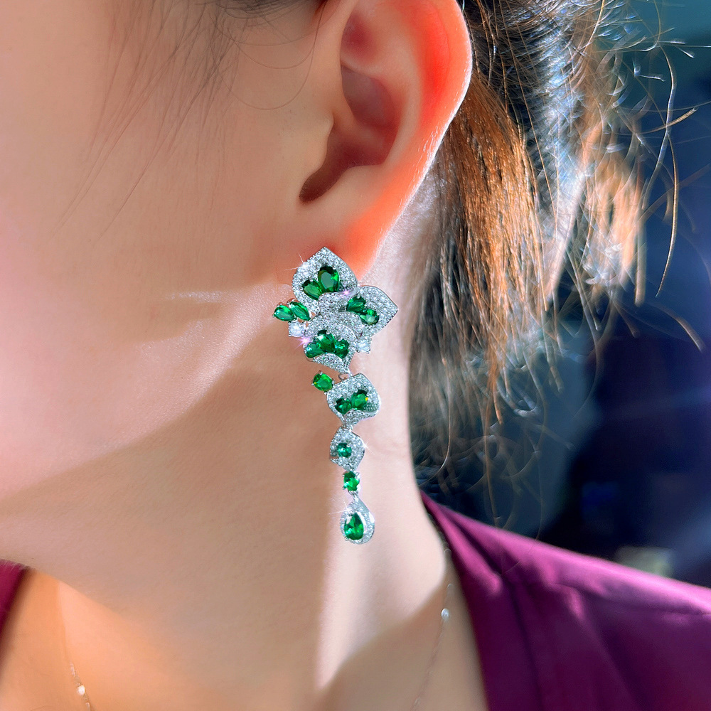 Elegant Long Green Zircon Flower Copper Earrings For Women Perfect For Dinner Dresses Wedding Dresses And Party Jewelry Accessories