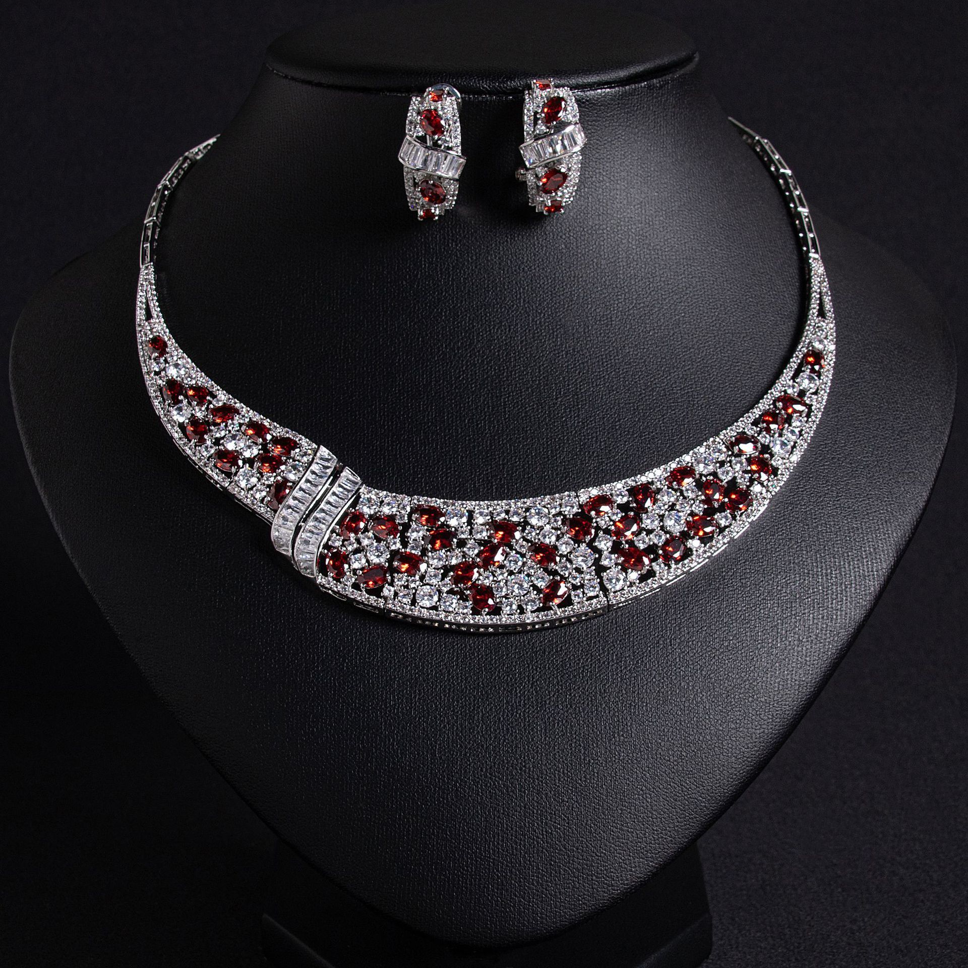 Elegant Beauty Wedding Dress Women's Luxurious Snake Bone Chain Zircon Necklace Earrings  Printed Set Accessories