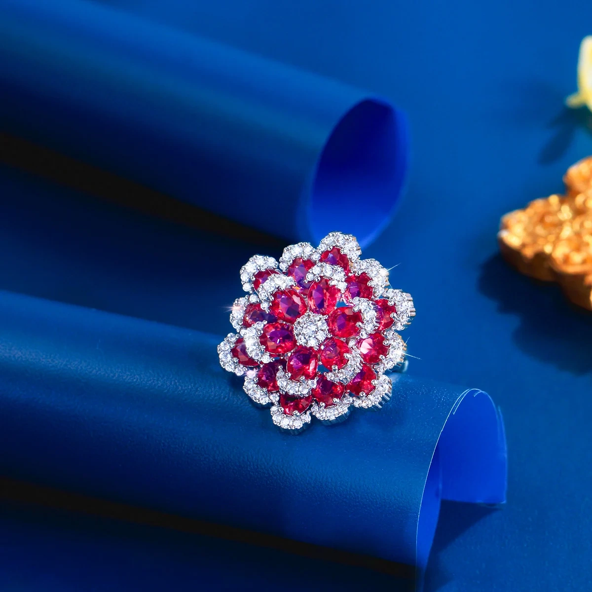 Water Plated White Gold Inlaid Red Zircon Multi-layer Open Ring Copper Material Rhodium Plated Flower (Jewelry) Waterproof Non-fading Wedding Hand Accessories