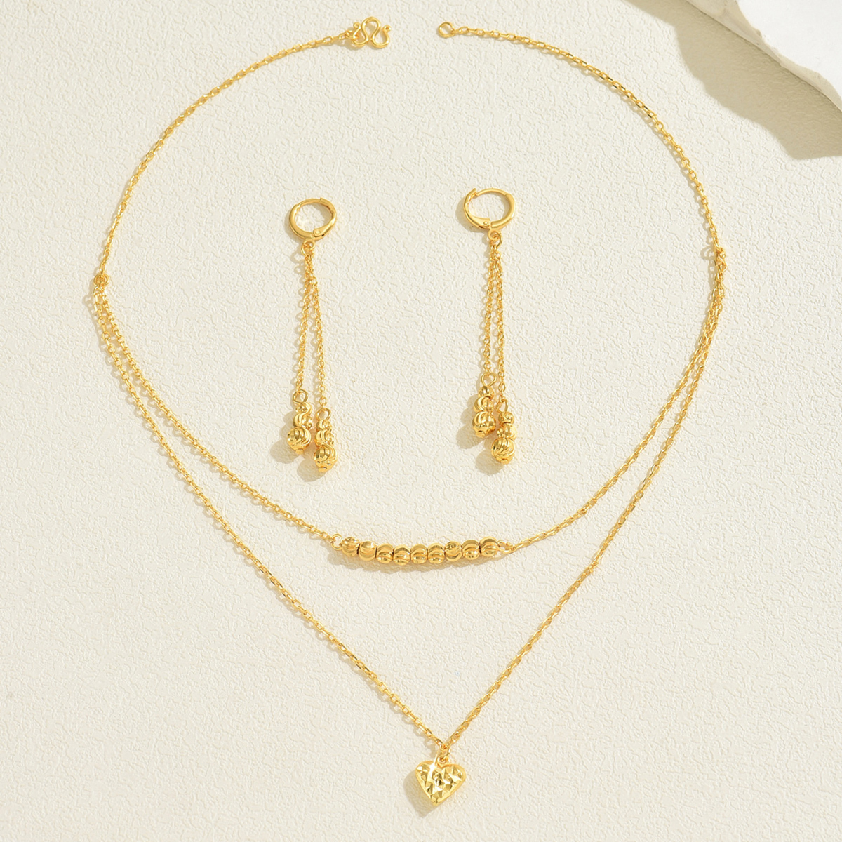 Elegant Double Layer Heart Shaped Necklace And Earrings Set For Women Suitable For Wedding Anniversary Dinner Party Wear