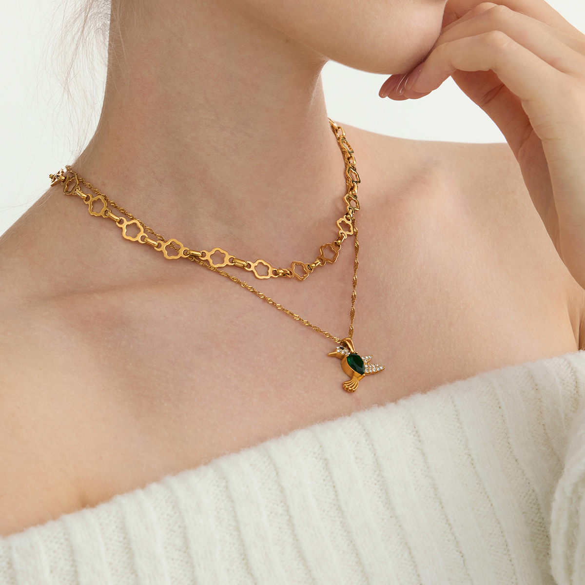 Women's Vintage Style 18K Gold Stainless Steel + Zircon + Rhinestone Necklace With Green Zircon And White Rhinestone Bird Pendant 41+5CM