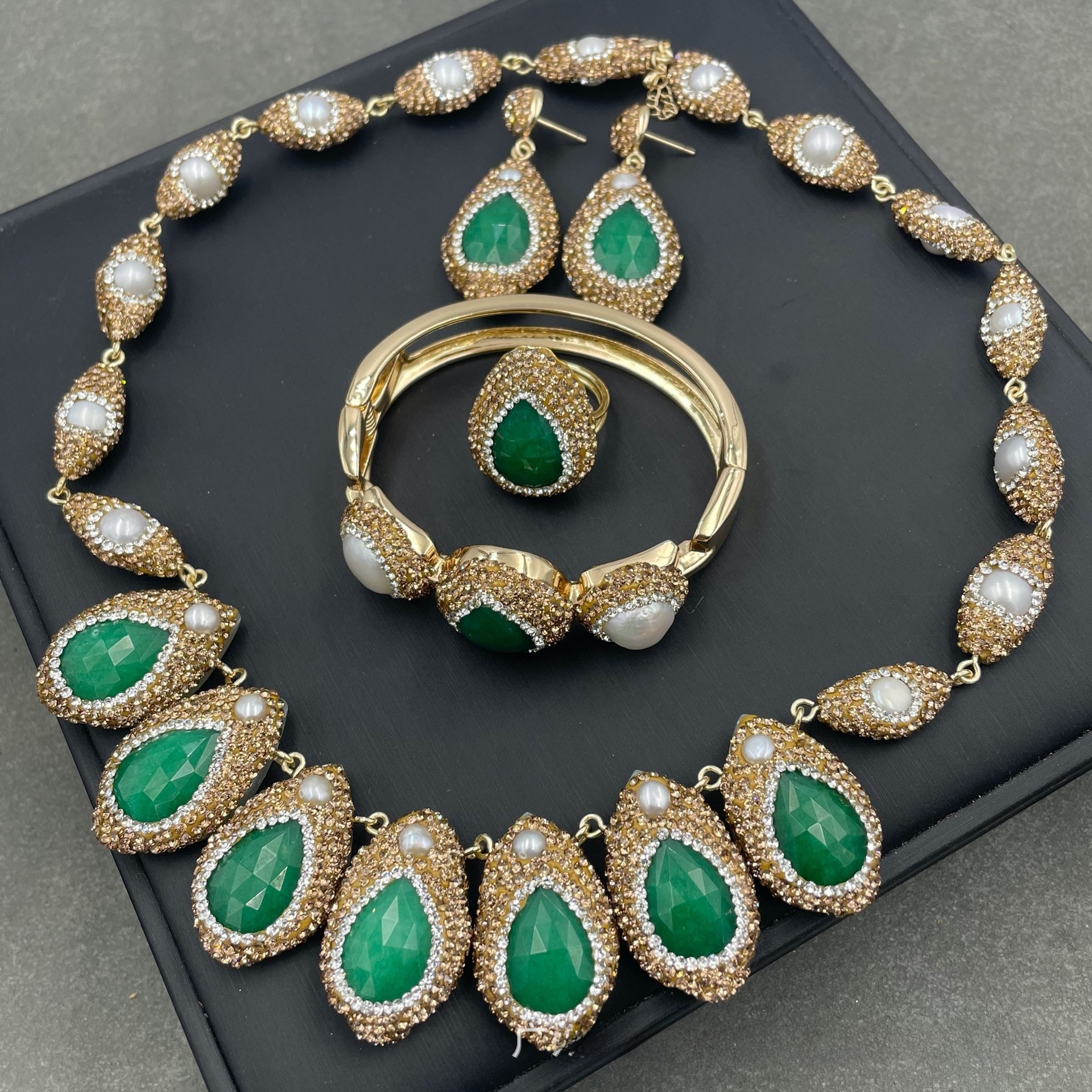 Baroque Shell Pearl Jewelry Set Luxury  Stylish Women's Earring Necklace Bracelet Diamond Plating Craft