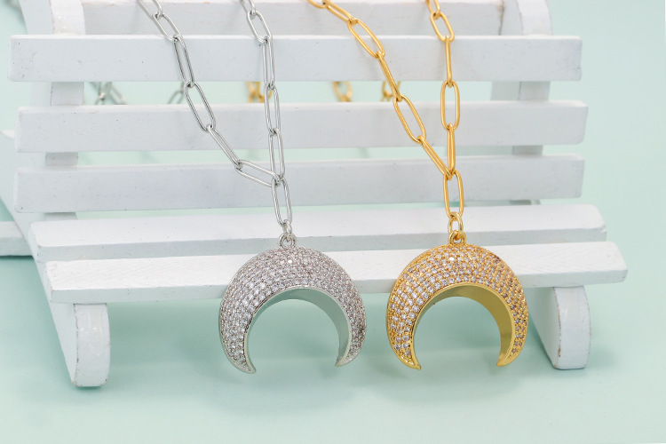 Fashion New Crescent Pendant Collarbone Chain Copper Necklace