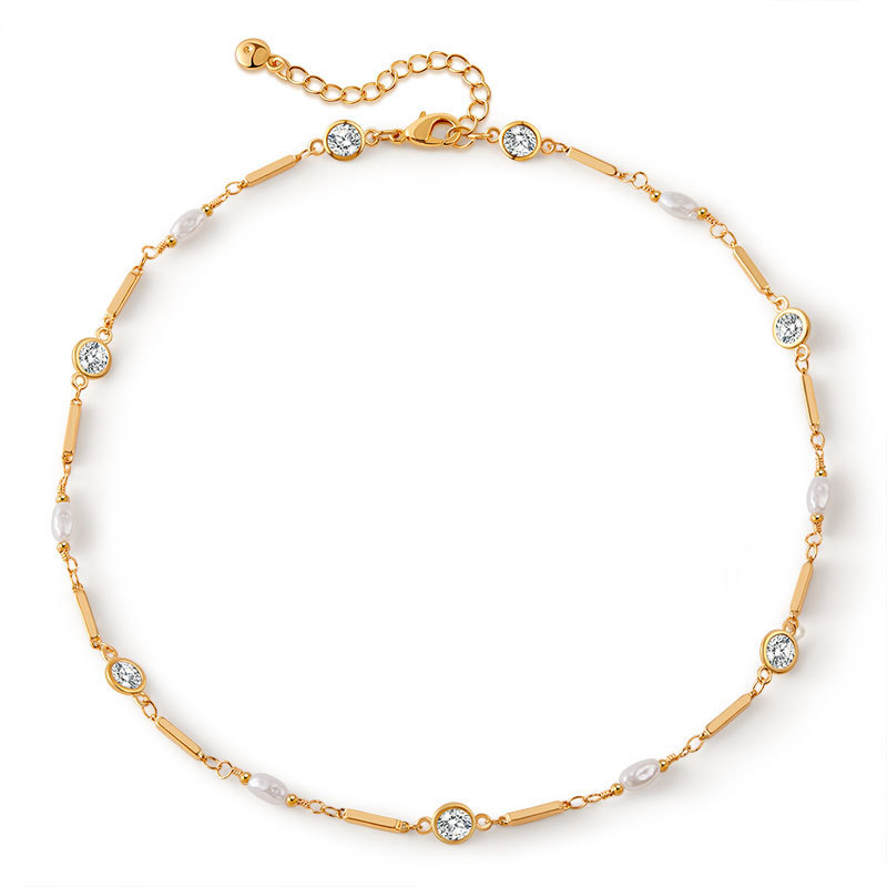 Exquisite Copper Plated 18K Gold Embedded Zirconia Minimalist NIS Style Geometric Patterned Women's Fashion Necklace