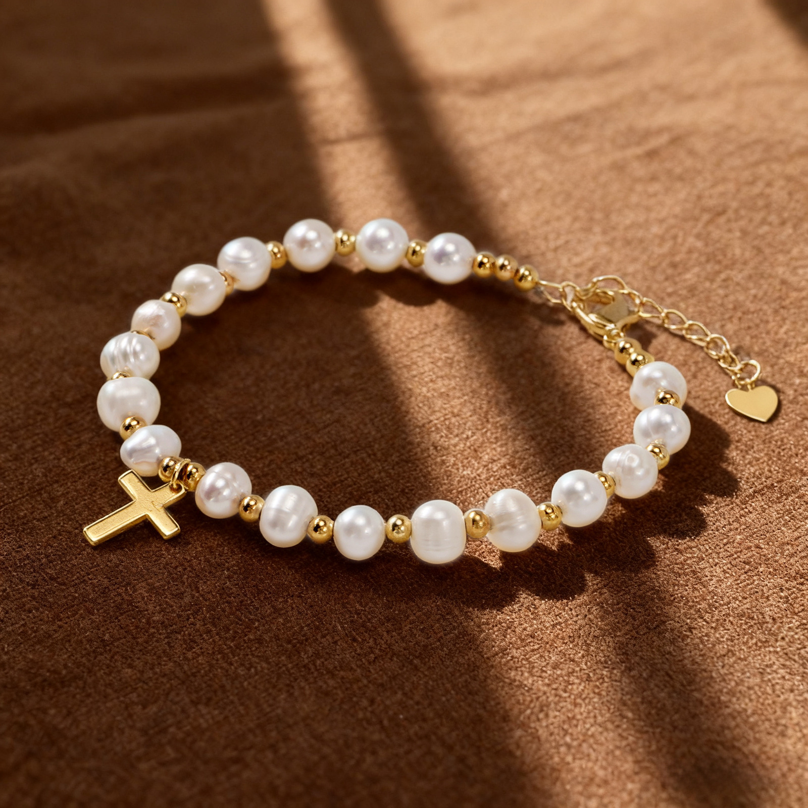 Elegant Pearl Metal Bracelet Fashion Women's Business Gift Cross Ring Bracelet Fashion Chain Accessory Suitable For Parties And Travel