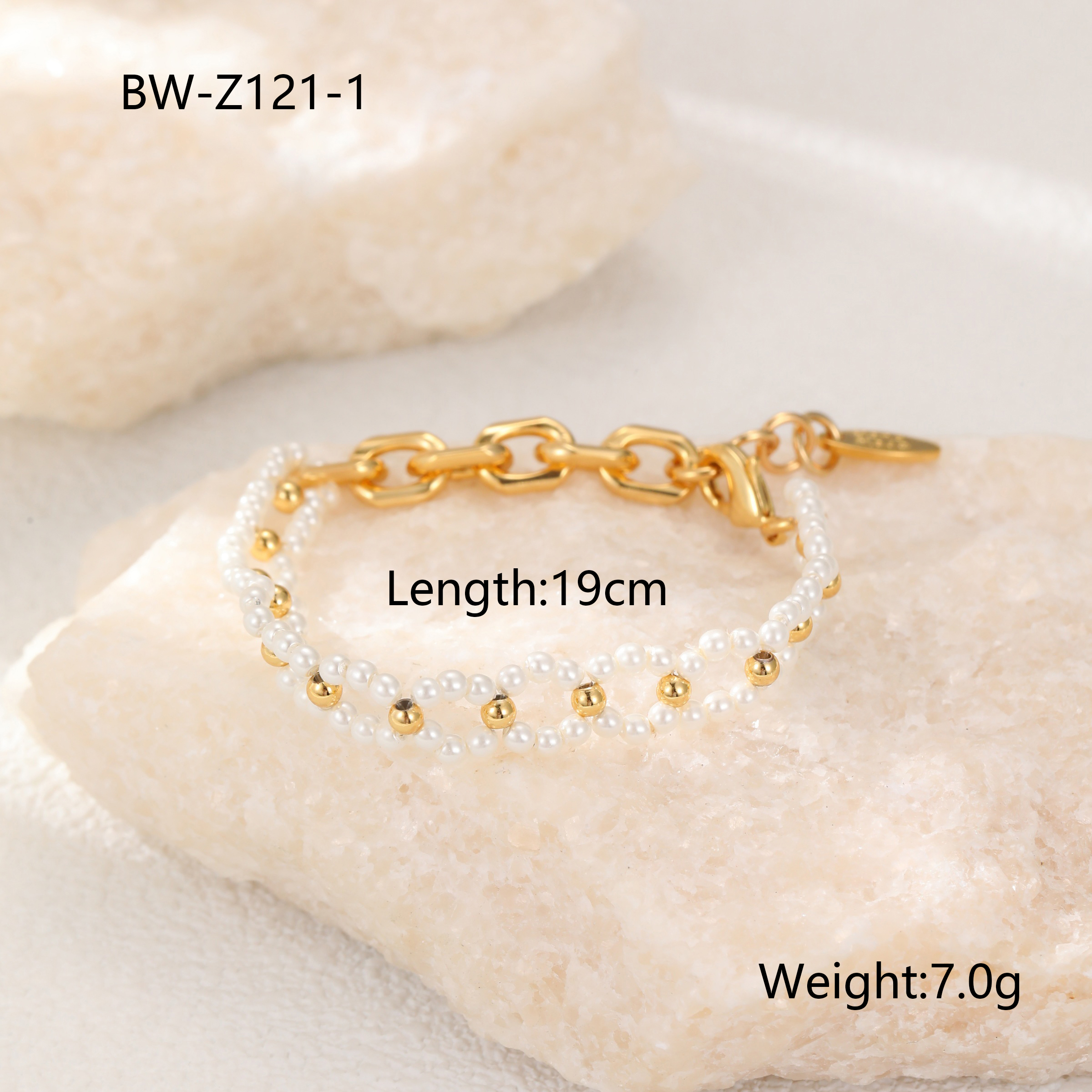Classic Fashion Versatile Lightweight Luxury 18K Gold Plated Natural Genuine Pearl Bracelet Geometric Pattern Copper Material