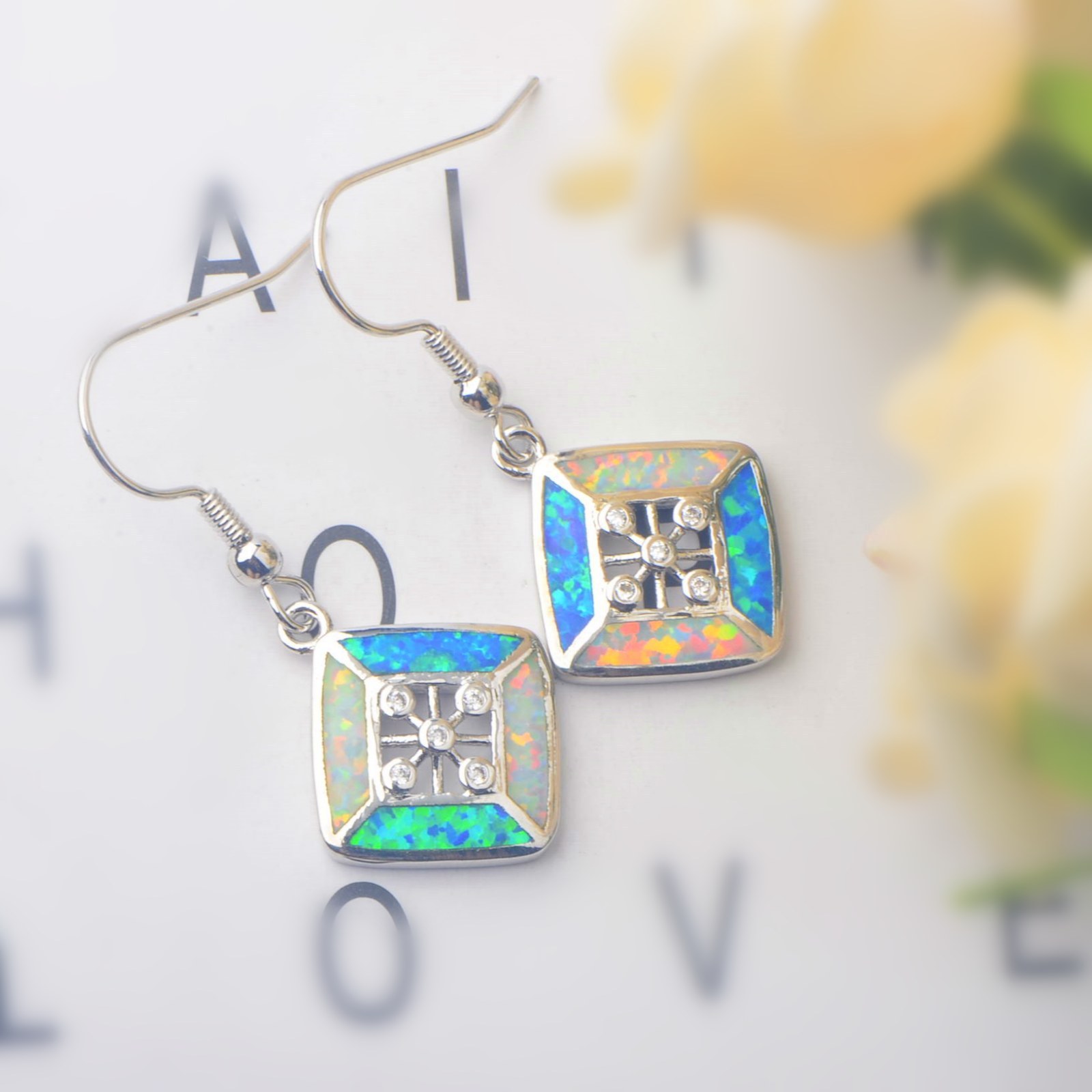 Simple European Style Opal Rhombus Shaped Earrings Fashionable Vacation Theme Copper Material Jewelry Accessories