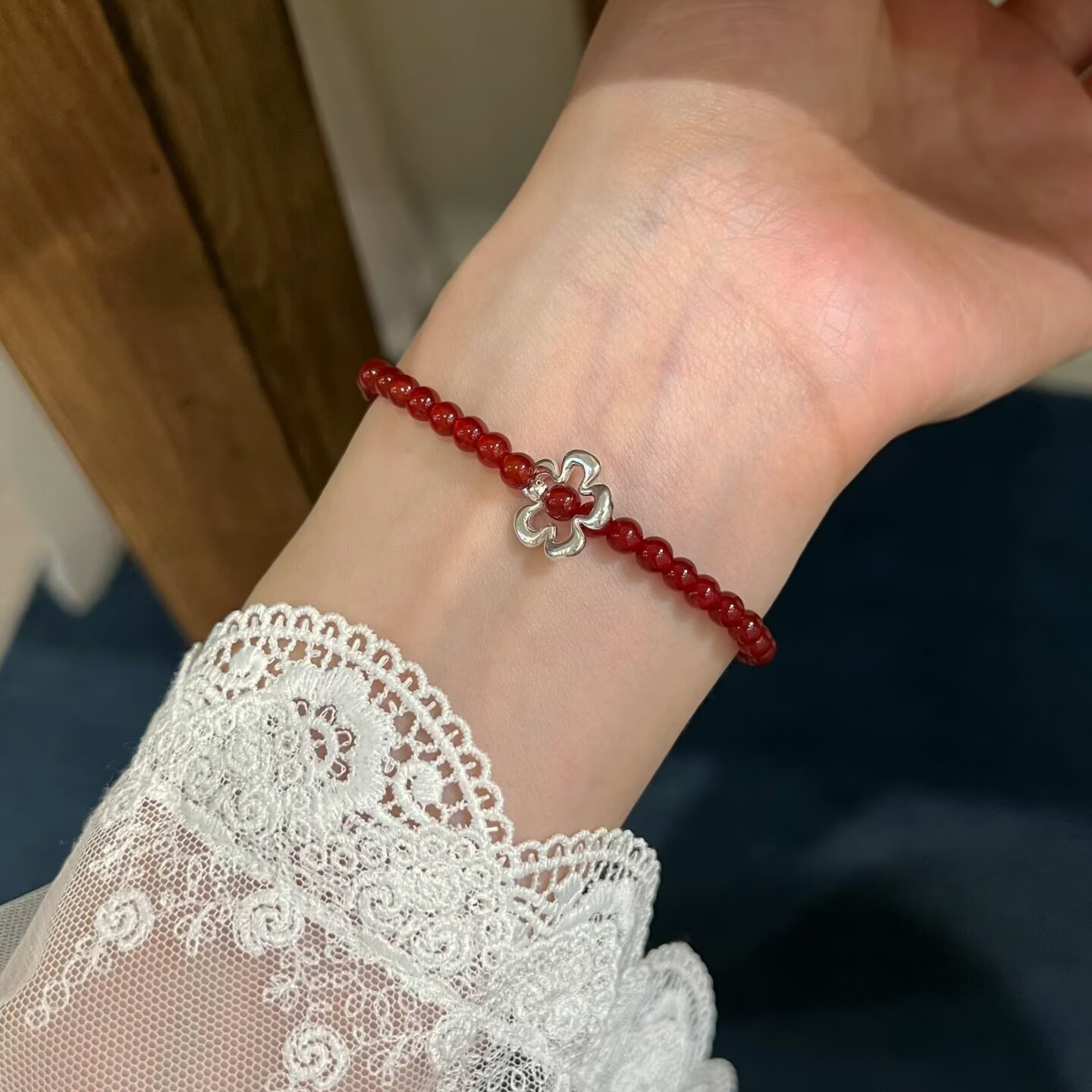 925 Sterling Silver Silver Handmade Red Agate Flower Bracelet Bohemian Elastic Cord New Year Natural Accessories
