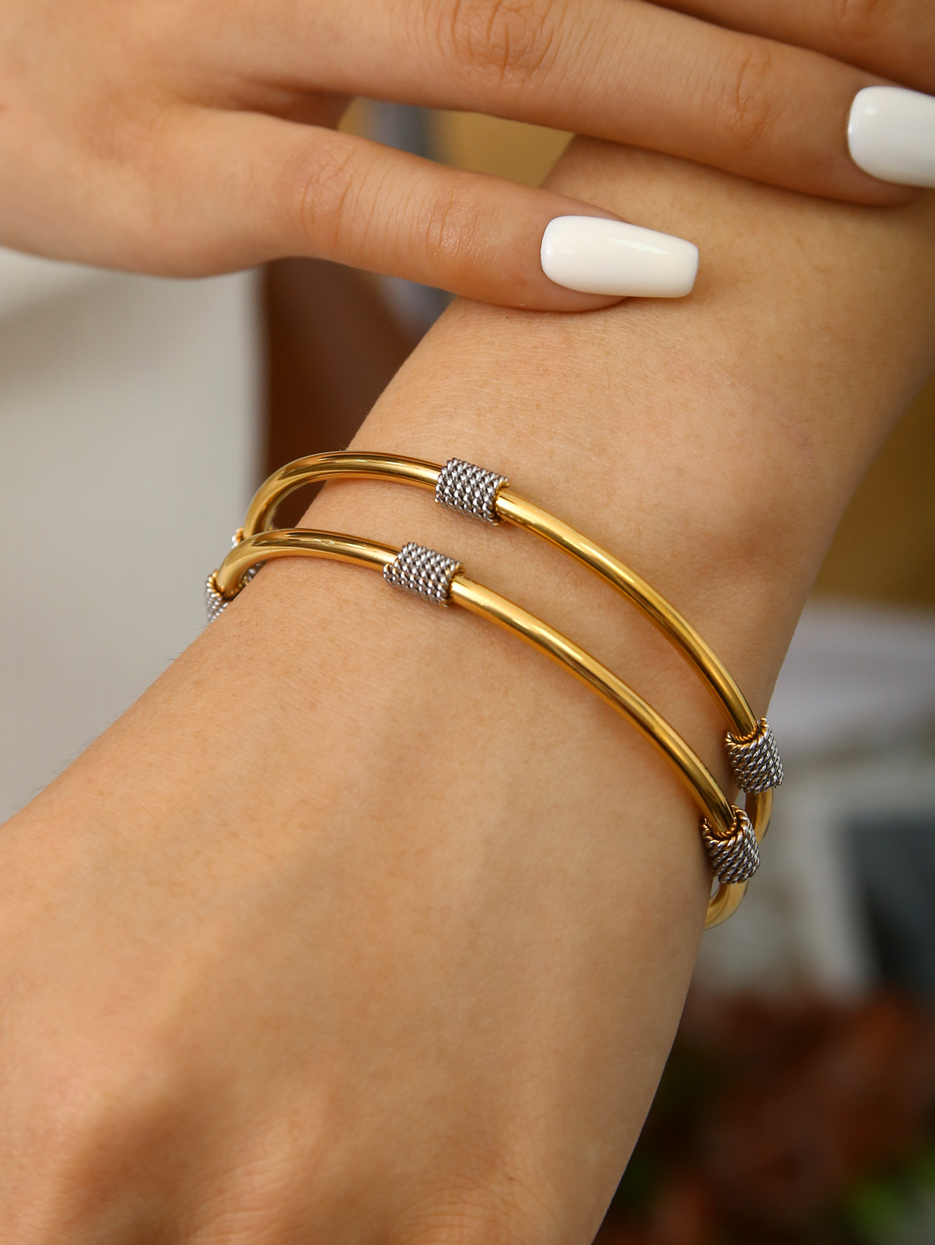 Fashionable Simple High-Grade Geometric Spiral Bracelet Women's Elegant Charm Stainless Steel 18K Gold Plated All-Match Wholesale