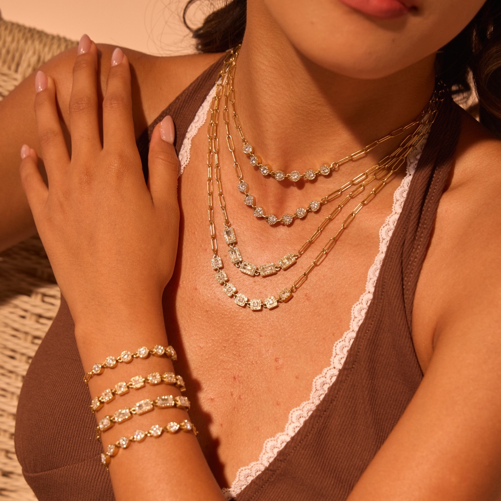 Fashion Stainless Steel Zircon Heart-Shaped Collarbone Chain Necklace Jewelry Set Luxurious Women's Accessories Suitable For Parties And Dates