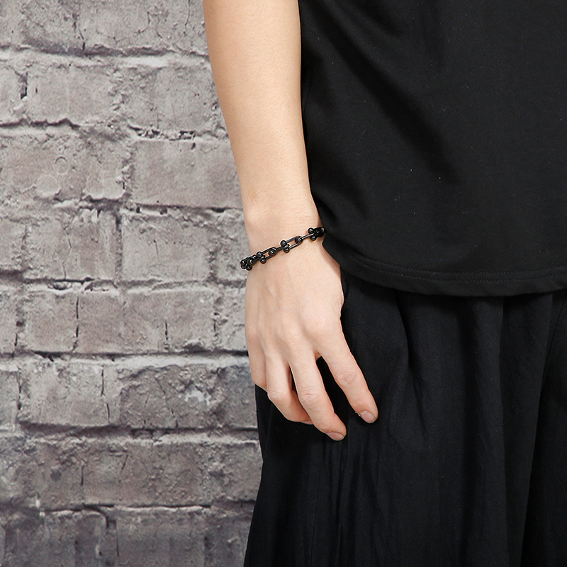 Fashion U Shape Titanium Steel Bracelets Plating Stainless Steel Bracelets