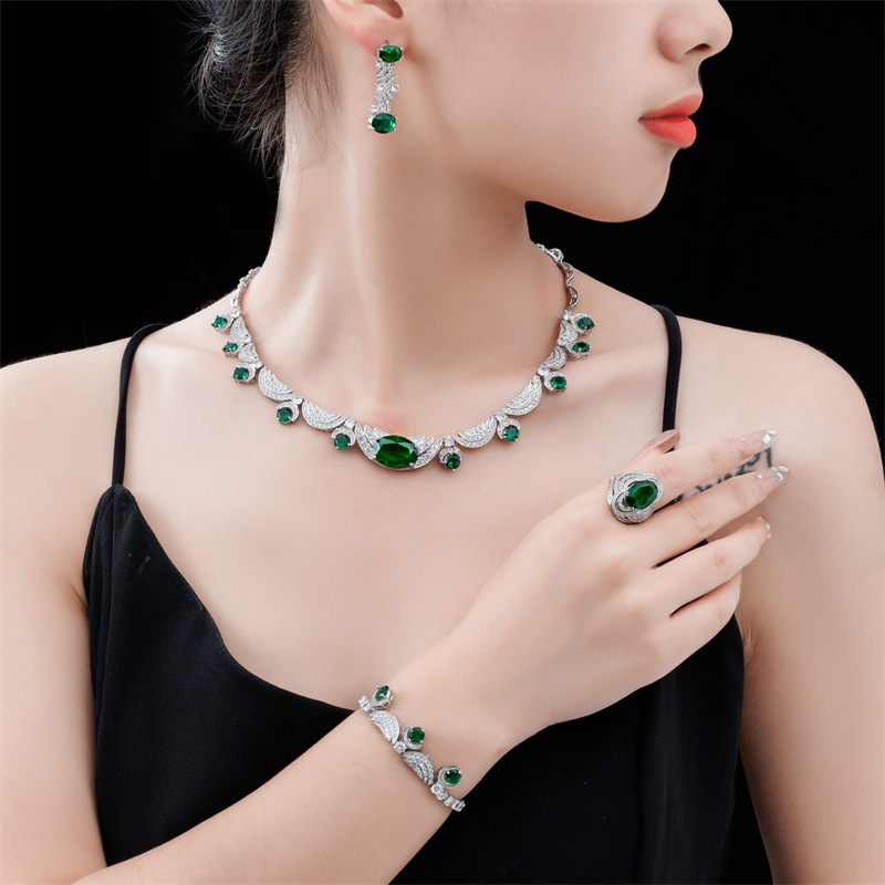 Luxurious Gemstone Jewelry Set Full Of Diamonds Four-Piece Set Including Necklace Earrings Bracelet Ring For Elegant Women