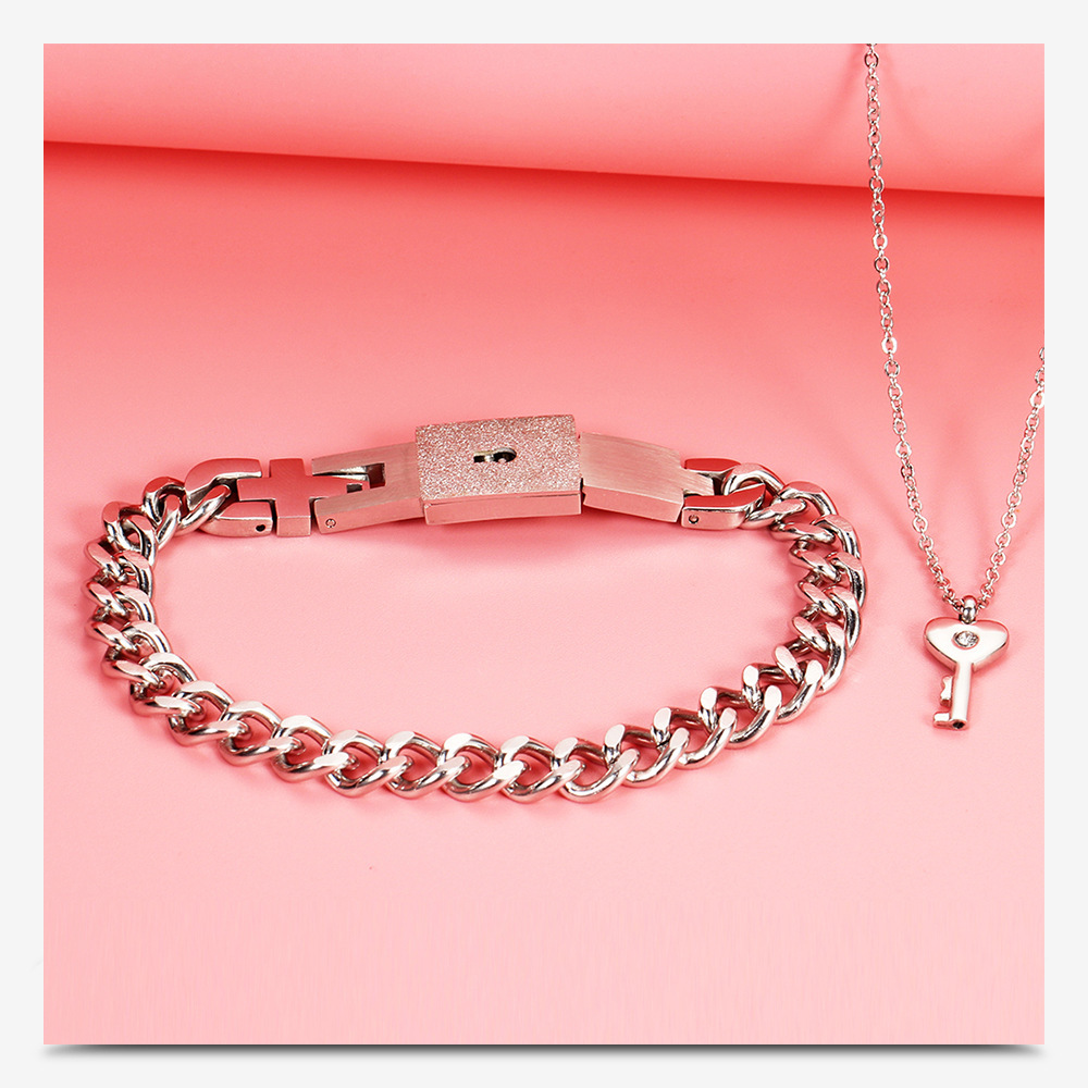 Fashion Creative Couple Lock Titanium Steel Bracelet Necklace Suit