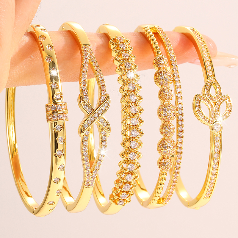 5pcs - Diversified Design Inlaid Bracelet Combination! The Infinite Symbols, Leaf Shapes, And Other Elements Are Eye-catching, With Exquisite Craftsmanship And Rich Styles, Showcasing Fashionable Ingenuity And Personalized Dressing Charm
