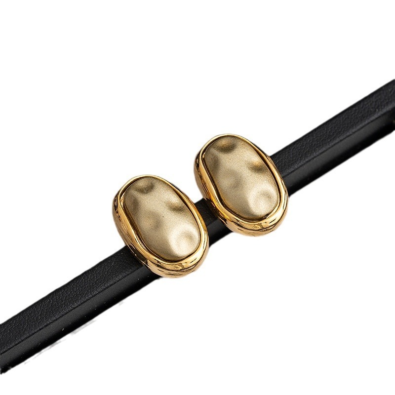 Earring Women's Unique Design Oval Shape Gold Color Minimalist Cold Style Stud Earrings High-End Feelings Jewelry Accessories