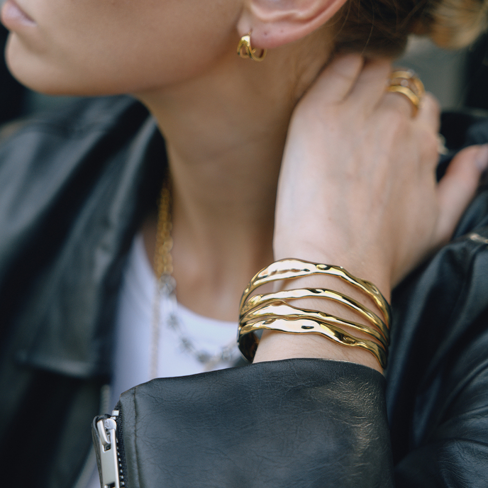 Women's Simple Style 18K Gold 304 Stainless Steel Four-Layer Hollow Open Bracelet Fashion Elegant Jewelry Accessories Vacuum Electroplating (In Furnace) Plated With 18K Real Gold