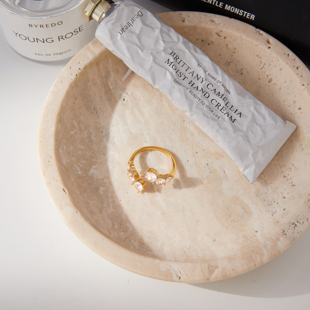 Women's Classic Style 18K Gold Stainless Steel + Zircon Round White Zircon Adjustable Open Ring