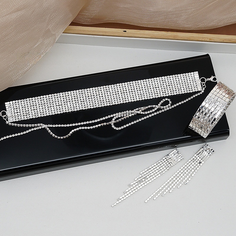 Full Diamond Claw Chain Necklace Bracelet Ring Earrings Four-Piece Set Geometric Women's Jewelry Accessories