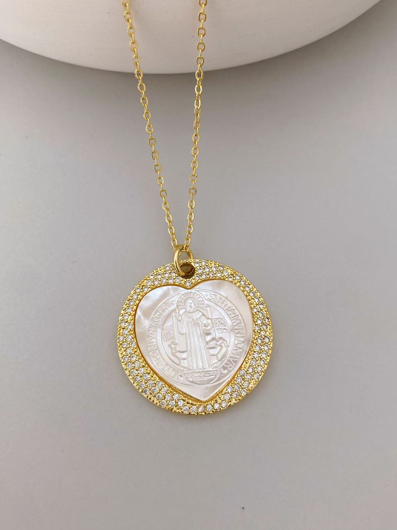 New Zircon White Mother-of-Pearl Guadalupe Pendant Women's European Style Jewelry Accessories Geometric Pattern Electroplated