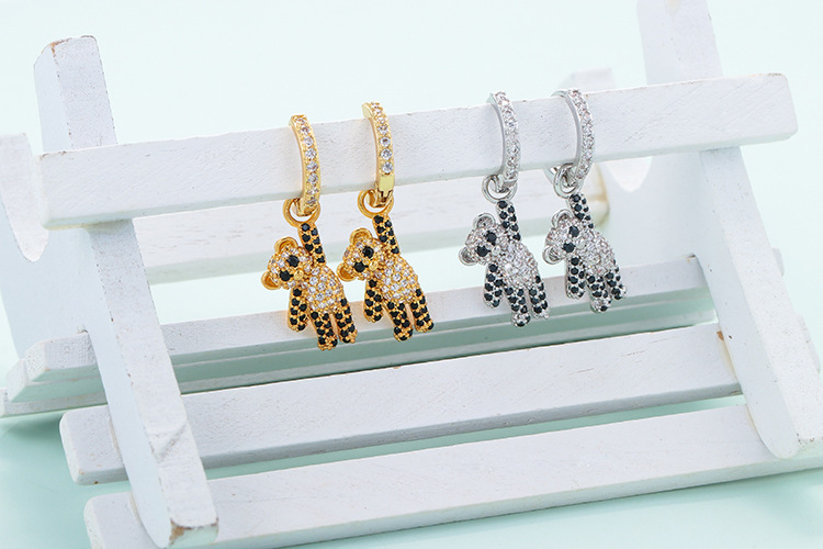 Fashion Bear Inlaid Zircon Copper Copper Earrings