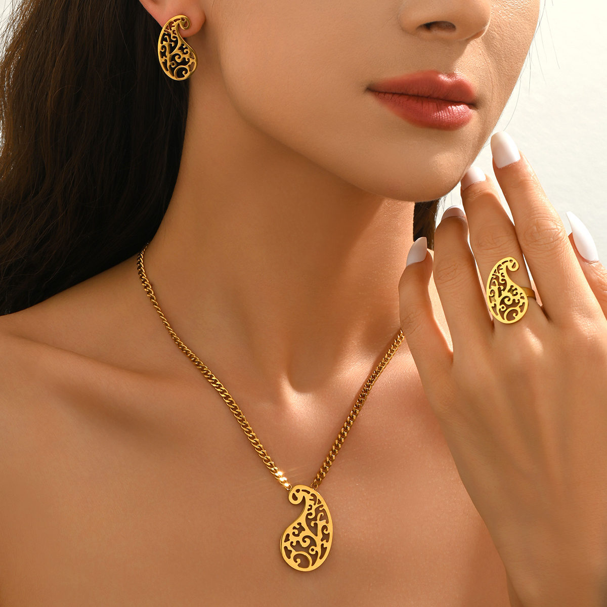 4-piece Stainless Steel Design Sense Classical Hollow Geometric Necklace Earrings Ring Jewelry Set Suitable For Party Celebration Festival Wear