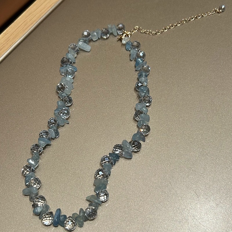 Bohemian Crystal Irregular Natural Stone Necklace Women's Geometric Pattern Round Diamond Jewelry Accessory Chain Design