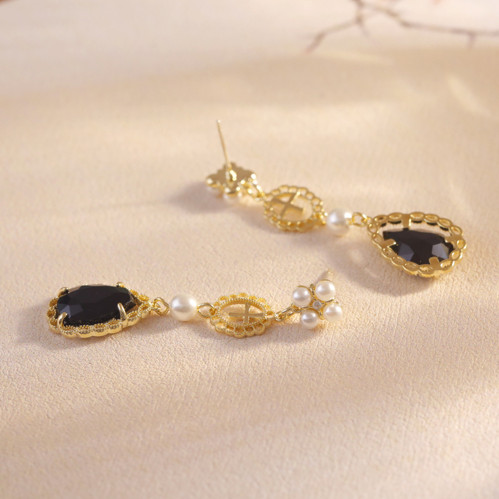 Dream Dance Retro Hong Kong Style Long Pearl Design Earrings National Trend Court Elegant Women's Fashion Jewelry Accessories