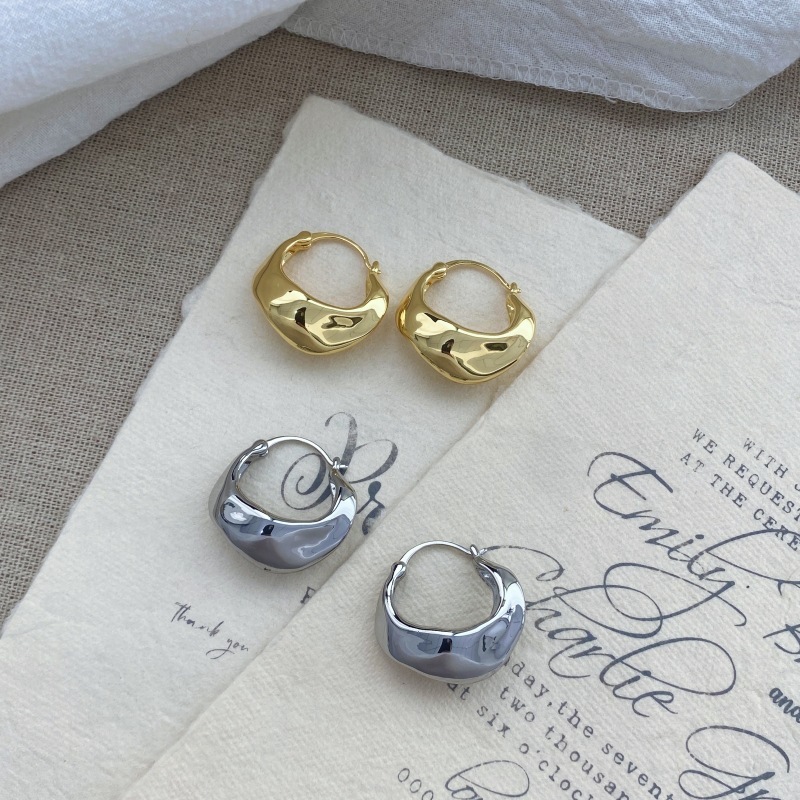 Elegant Geometric Pattern Enamel Earrings For Women Vintage High-End Small-Batch Design Fashionable Copper Jewelry Accessories