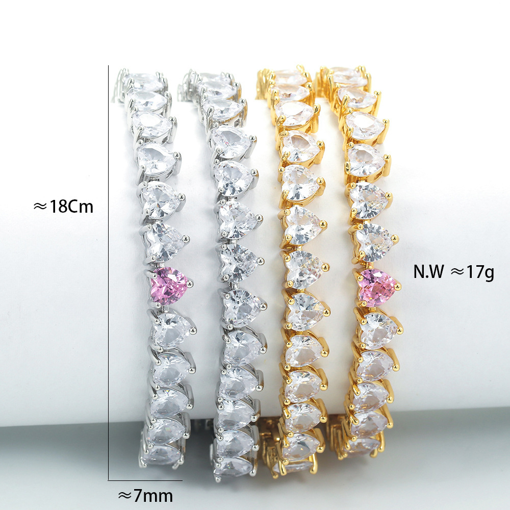 Simple Fashion Geometric Heart Pink Diamond Zircon Copper Bracelet