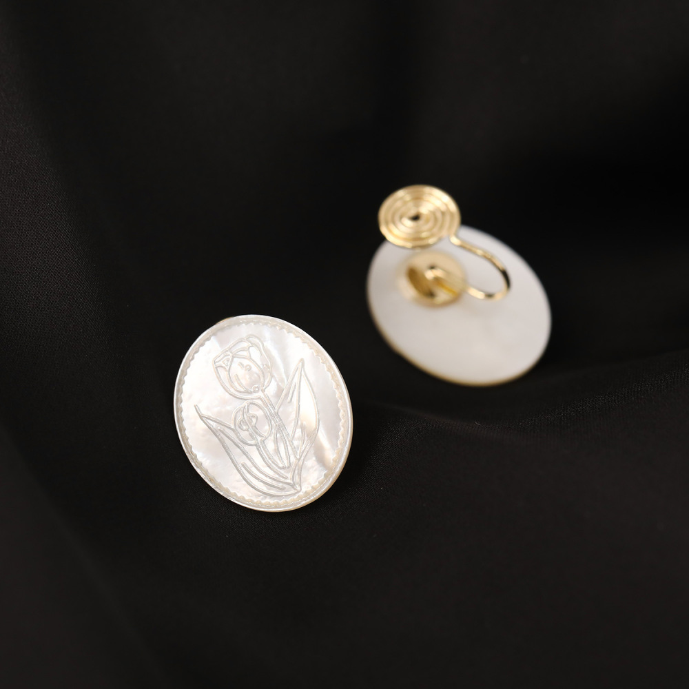 French Style Natural Shell Carved Tulip Earrings High-End Abalone Jewelry No Piercing Required Elegant Fashion Accessories